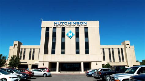 Hutchinson hospital - How often patients go directly home from this hospital and remain at home, rather than requiring further institutional care. 68.1% The national average is 65.4%